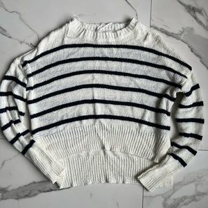 C&C California crop sweater size small